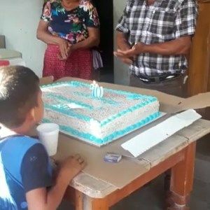 Meet your Posher, Candelaria